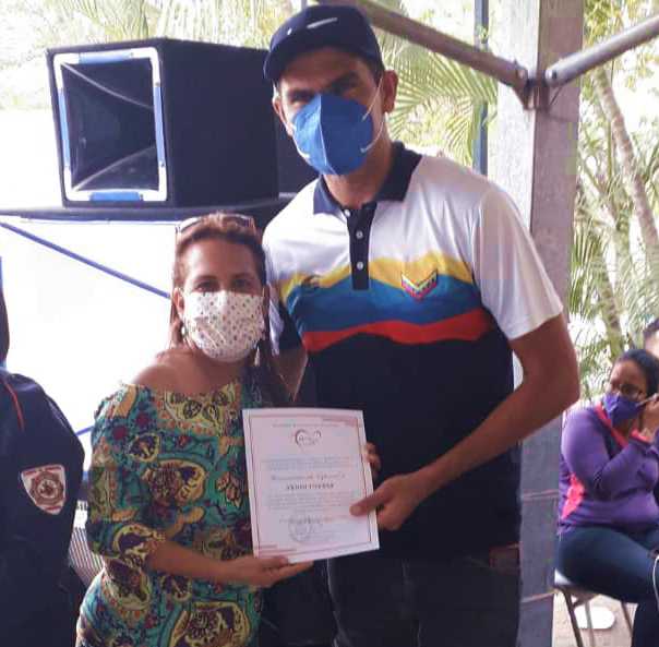 Mujeres de Fundadeporte reciben reconocimiento