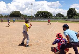 juego de softbol
