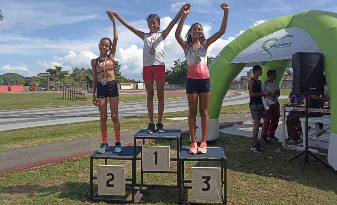 Invitacional de Atletismo Preinfantil podio