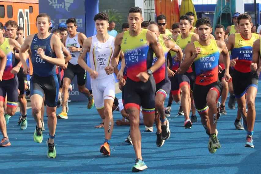 Campeonato Continental de Acuatlón masculino